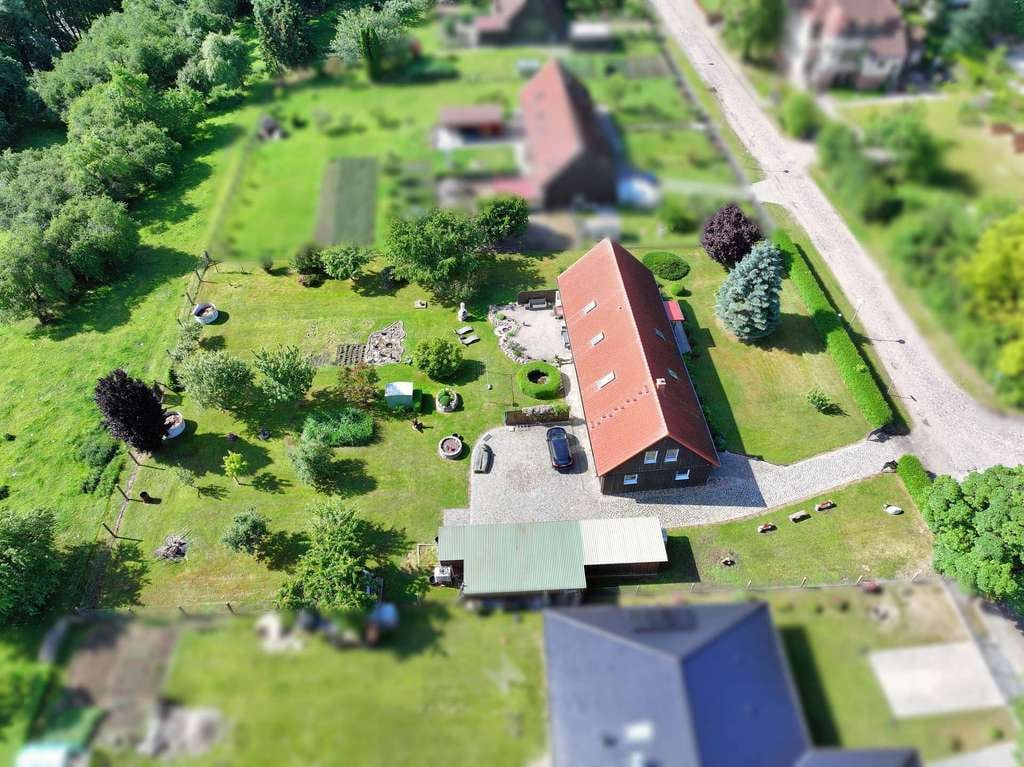 Immobilie in Kuckssee - Idyllische Lage: Großes Einfamilienhaus in einem guten Zustand in ruhiger Umgebung - Bild 2