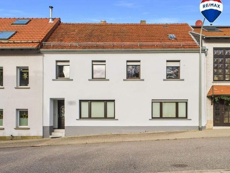 Immobilie in Mandelbachtal - Raum für Familie, Generationen und Ideen in Mandelbachtal / Ormesheim - Bild 0