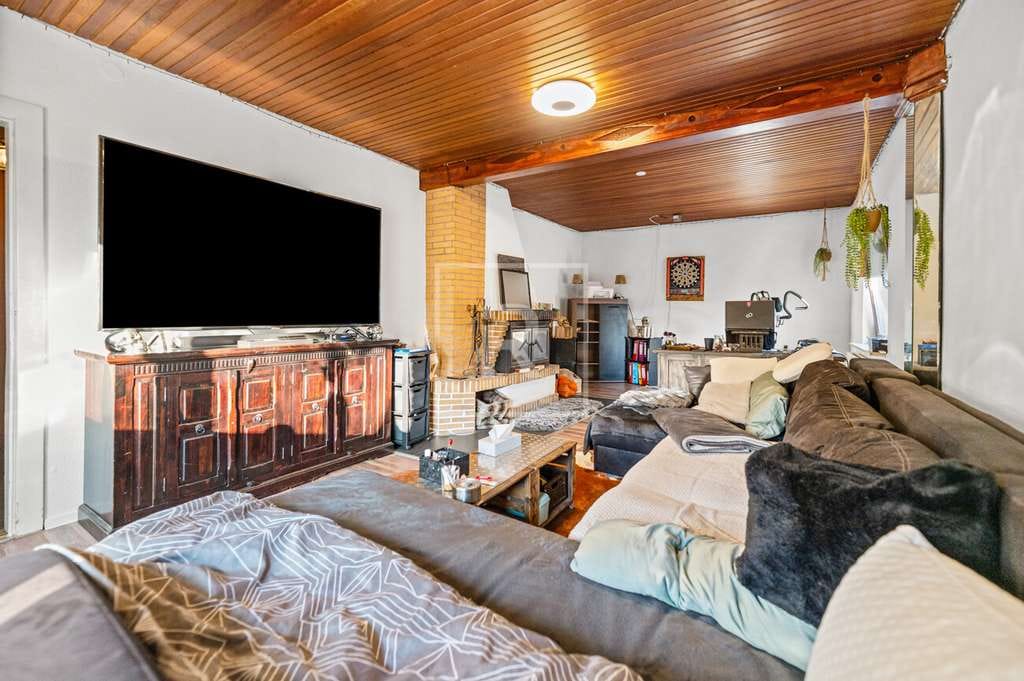 Immobilie in Aukrug - Mehrgenerationenhaus mit Einliegerwohnung – 153 m² Wohnfläche auf großzügigem Grundstück - Bild 2