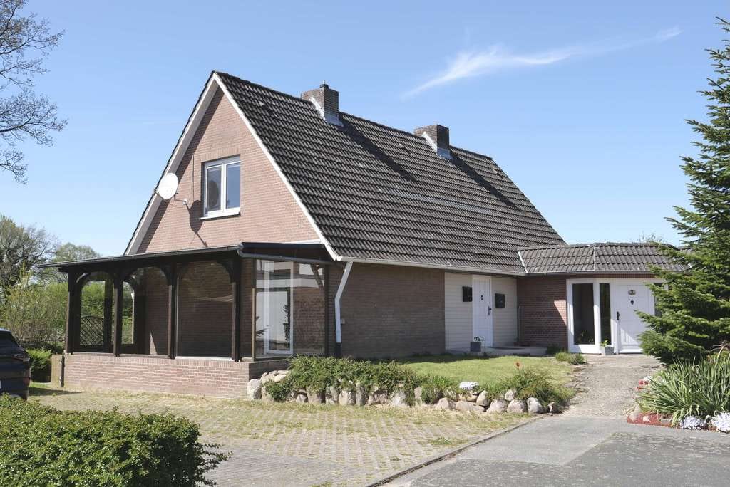 Immobilie in Kollow - Zweifamilienhaus in ruhiger Sackgassenendlage mit viel Platz auf großem Grundstück - Bild 0