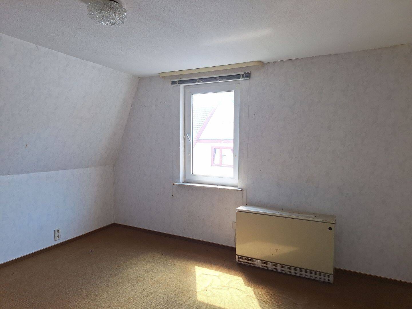 Immobilie in Naumburg - *** Dreifamilienhaus direkt in Naumburg zu verkaufen *** - Bild 3