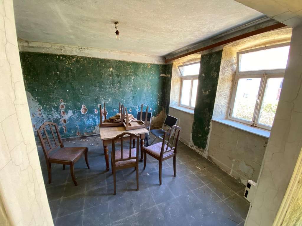 Immobilie in Neroth - Historisches Eifelhaus von 1874 mit 1.700 m² Grundstück & 30.000 € Förderzusage  - Bild 2