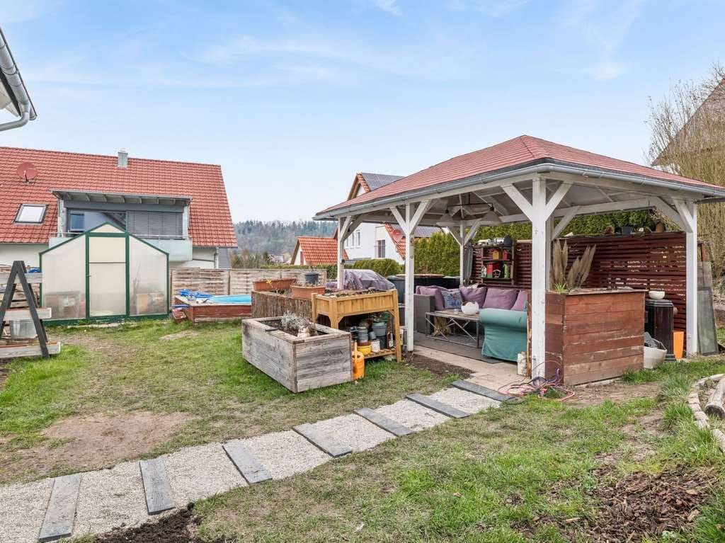 Immobilie in Bühlerzell - Hochwertiges Einfamilienhaus mit Garten, Garage und  2 Stellplätzen in Bühlerzell - Bild 1
