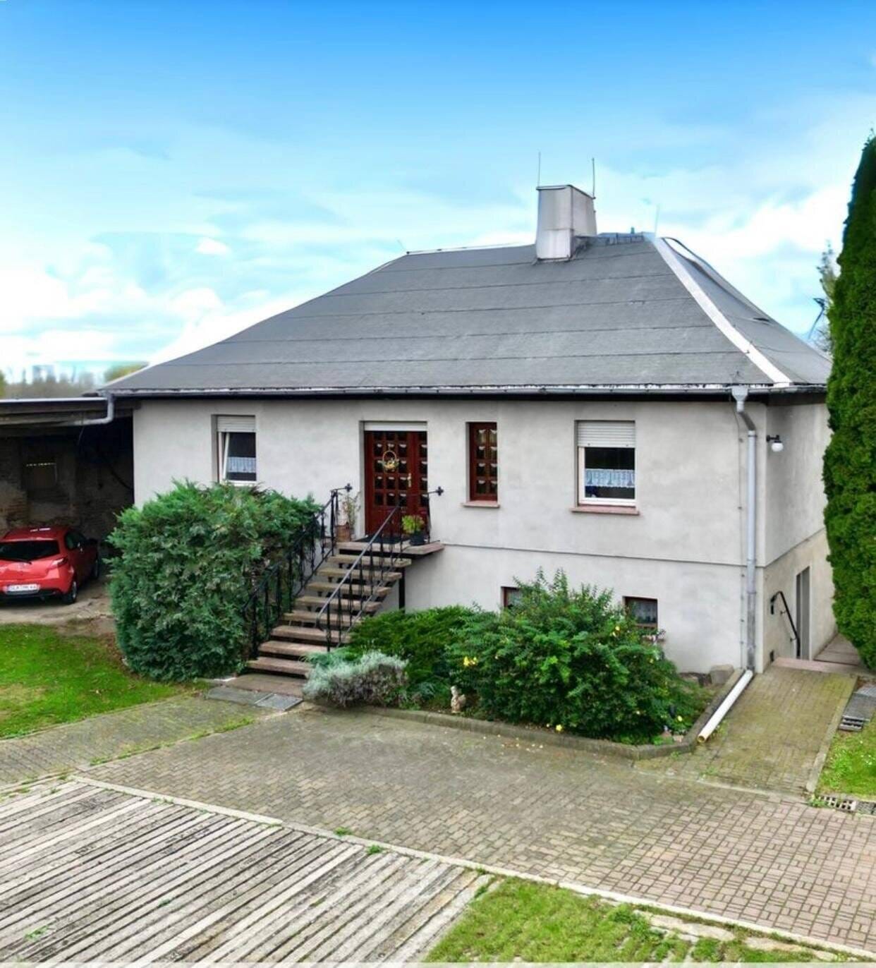 Immobilie in Wolmirsleben - Einfamilienhaus mit großem Grundstück,viel Nebengelass und Blick bis zur Bode - Bild 2
