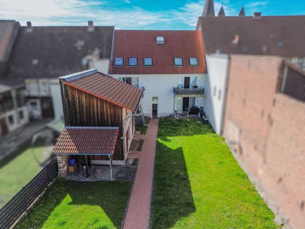 Immobilie in Nörten-Hardenberg - gepflegtes Mehrfamilienhaus mit 6 Wohneinheiten in Nörten-Hardenberg  | Baujahr 1998 - Bild 2