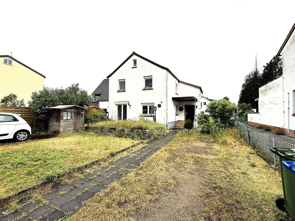 Immobilie in Griesheim - Baugrundstück in Top-Lage Nähe Ortskern, Vielfältige Bebauung möglich §34 BauGB,  Bestand mit 4 WE - Bild 1