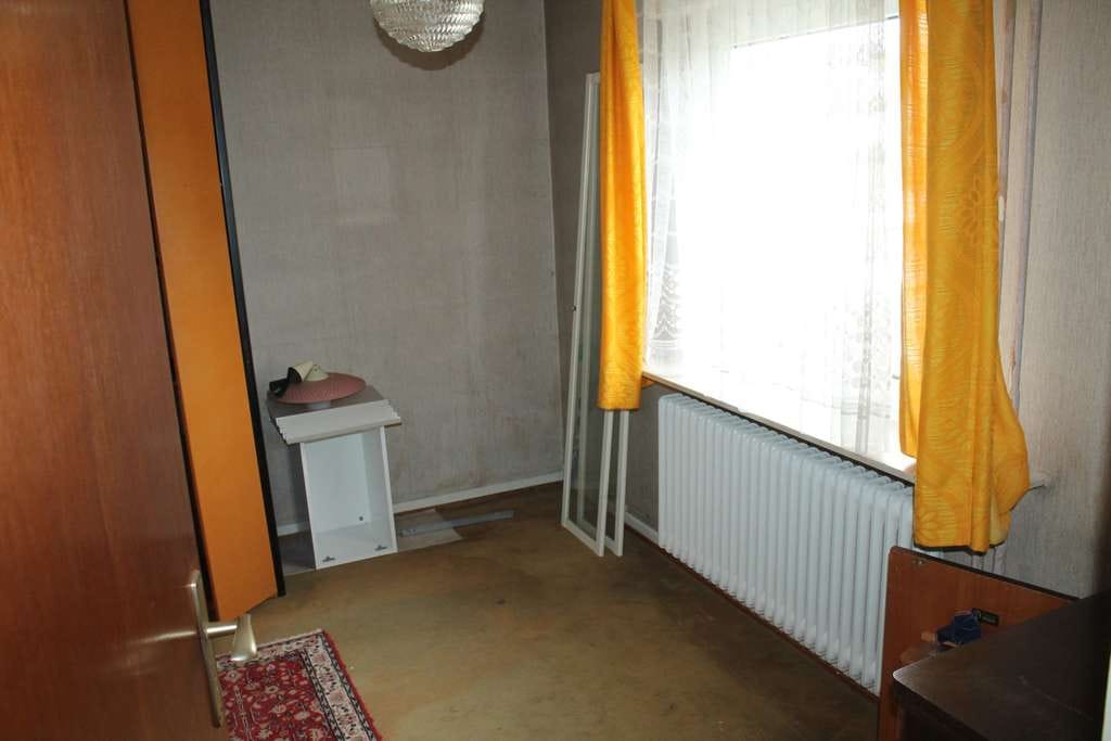 Immobilie in Obertshausen - Attraktives Zweifamilienhaus  in begehrter Lage Obertshausen - Bild 4