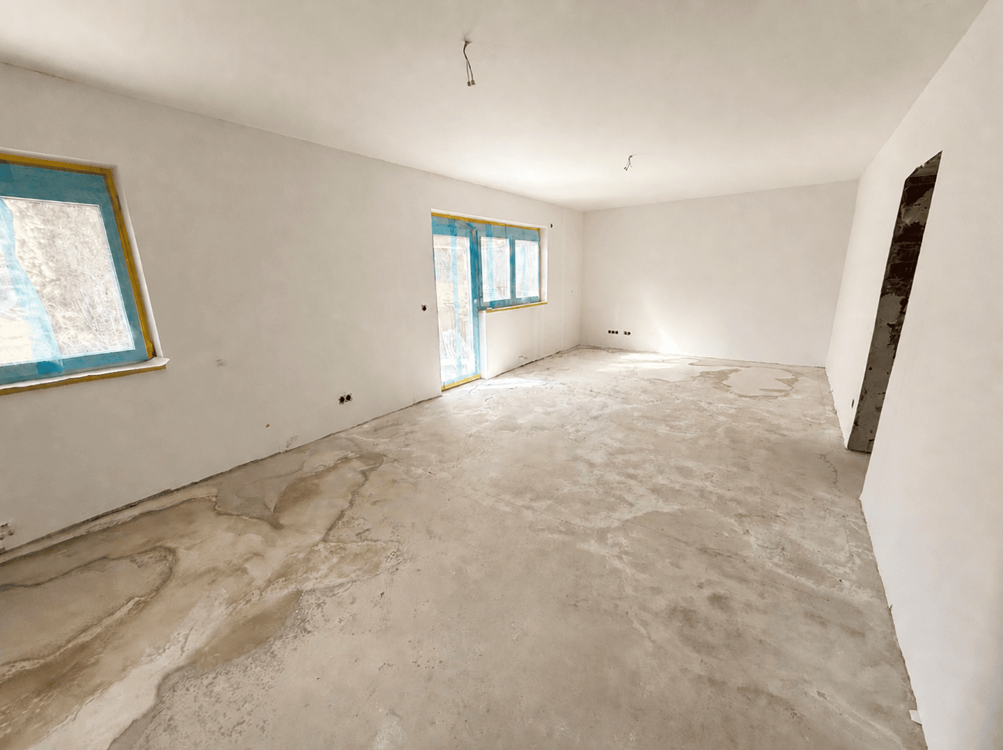 Immobilie in Ochsenfurt - Modern wohnen mit Terrasse und Garten: hochwertig sanierte Erdgeschosswohnung mit großer Wohnküche - Bild 4