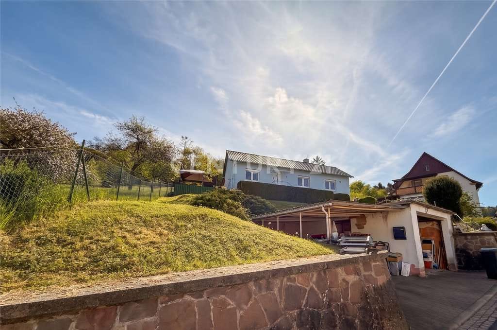 Immobilie in Rammelsbach - Herzklopfen in der Pfalz: Landidyll mit Fernblick, Sauna, Wintergarten, Gäste- & 2 Gewächshäusern - Bild 1