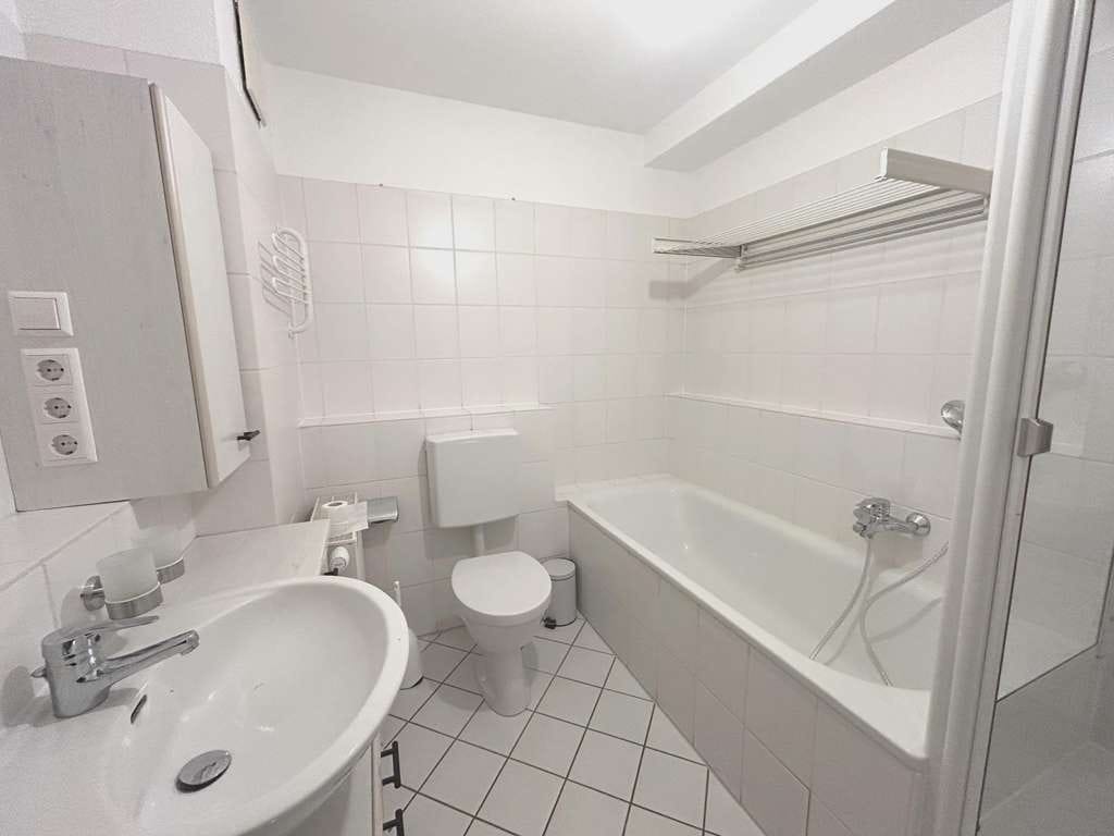 Immobilie in Offenbach an der Queich - Raum zum Leben: praktische 3‑Zimmer‑Wohnung mit sonnigem Balkon - Bild 3