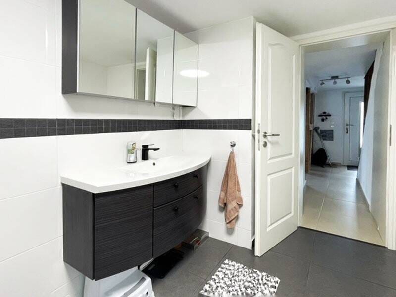 Immobilie in Trossingen - Modernisiertes Einfamilienhaus in ruhiger Wohnlage mit viel Platz für Ihre Familie - Bild 4