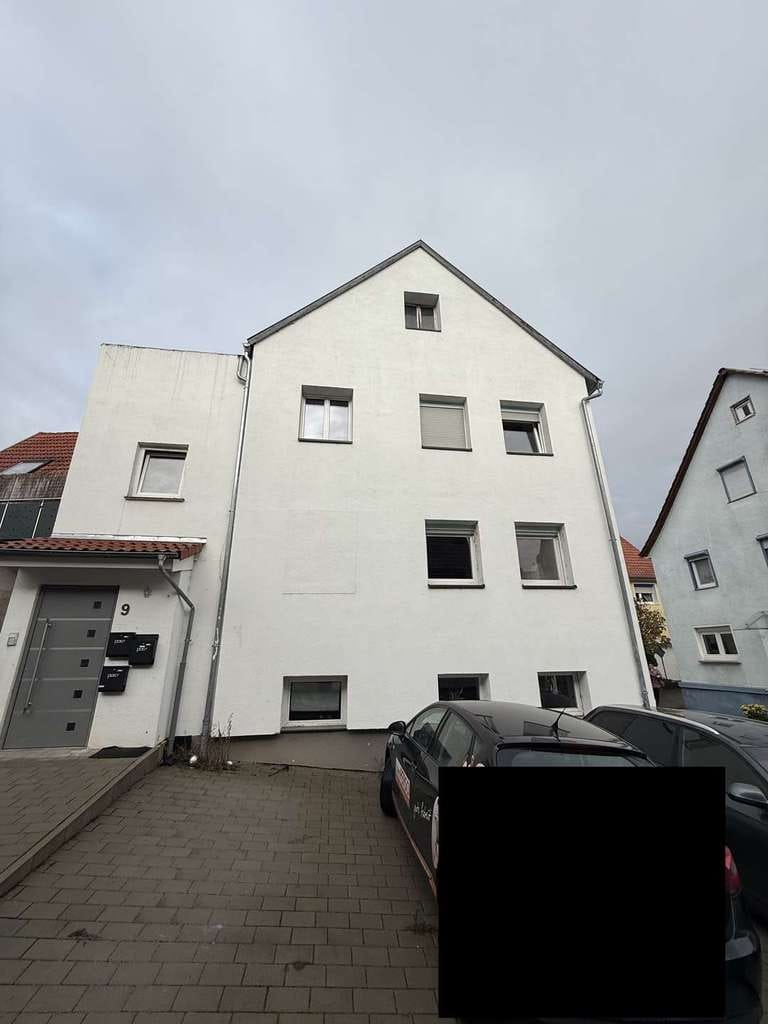 Immobilie in Bretzfeld - Attraktives 5-Familienhaus in zentraler Lage von Bretzfeld – Ausbaupotenzial auf bis zu 7 Einheiten - Bild 1