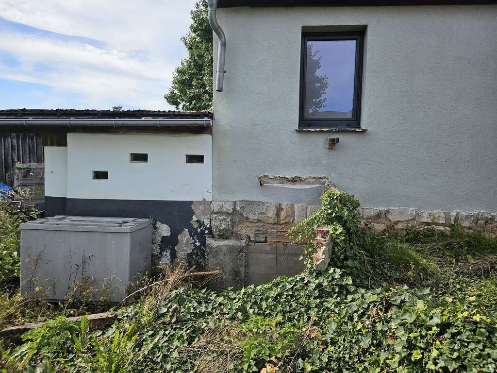 Immobilie in Korbach - Zwangsversteigerung ! Doppelhaushälfte mit Garten in ruhiger Lage - Bild 3