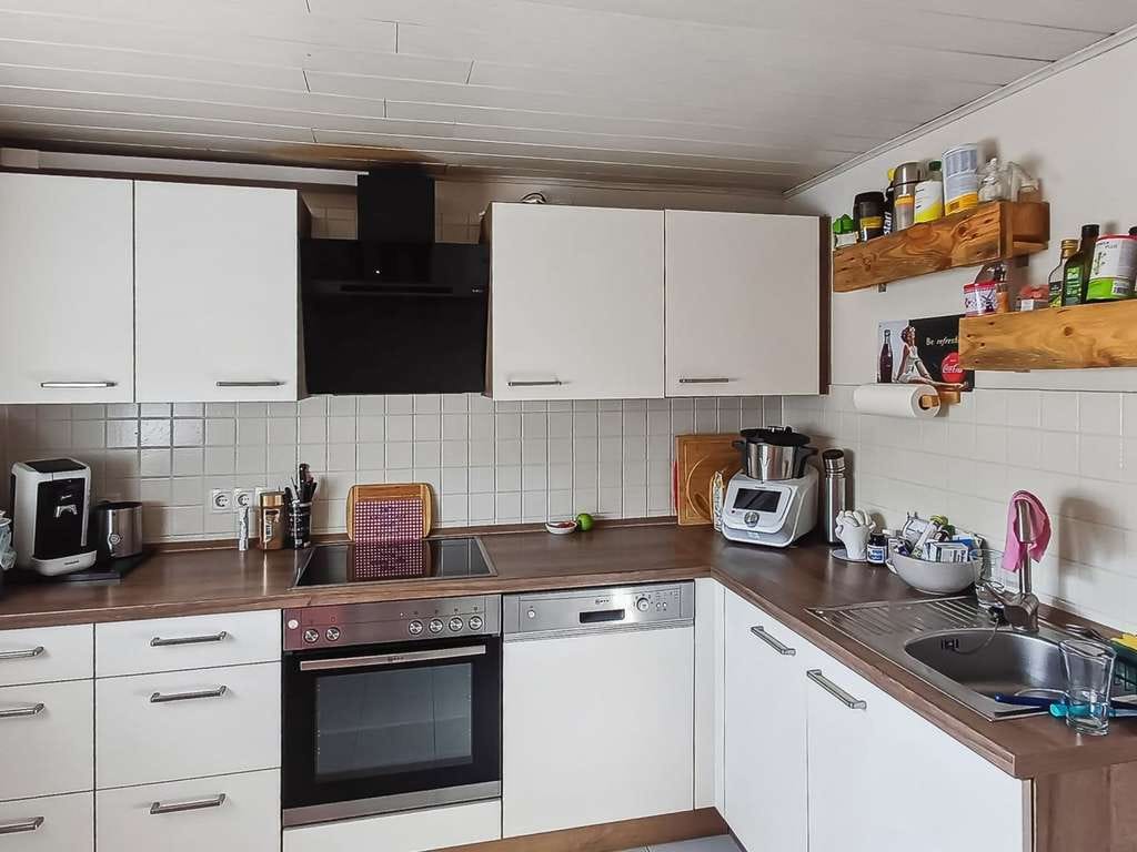 Immobilie in Gummersbach - Kapitalanlage oder Eigennutzung - Reihendendhaus mit Fachwerkcharme in ruhiger Lage von Gummersbach - Bild 3