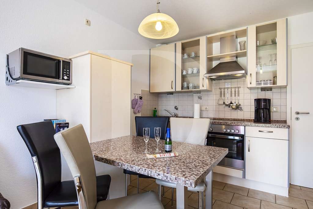 Immobilie in Werdum - Werdum: Ferienhaus im Reihenmittelhauscharakter mit Terrasse - Bild 1