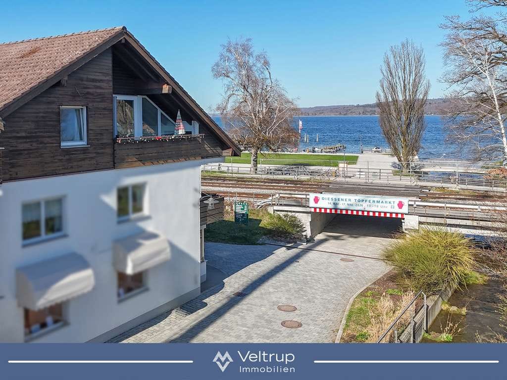 Immobilie in Dießen am Ammersee - SELTENE GELEGENHEIT: STILVOLLES WOHNEN IN PRIVILEGIERTER SEENÄHE AM AMMERSEE - Bild 0