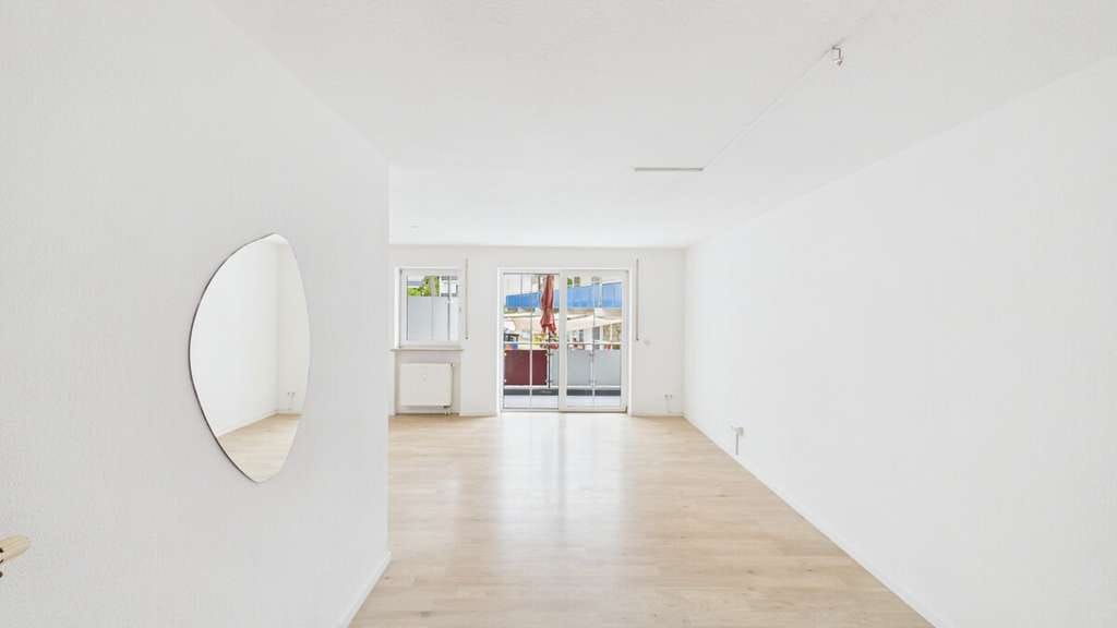 Immobilie in Adelsried - Gepflegte 3-Zimmer-Wohnung mit Balkon - Bild 1