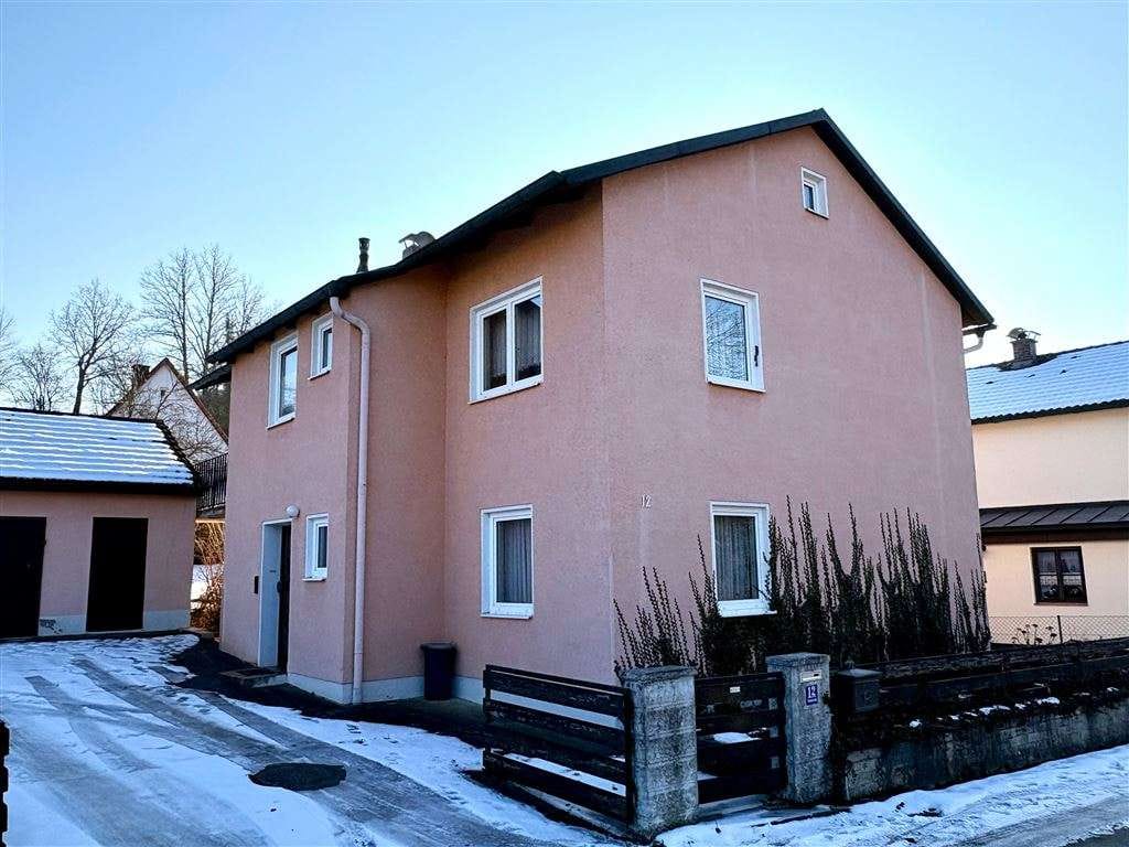 Immobilie in Ergoldsbach - Handwerkerhaus in familienfreundlicher und idyllischer Siedlungslage von Ergoldsbach/Jellenkofen - Bild 1