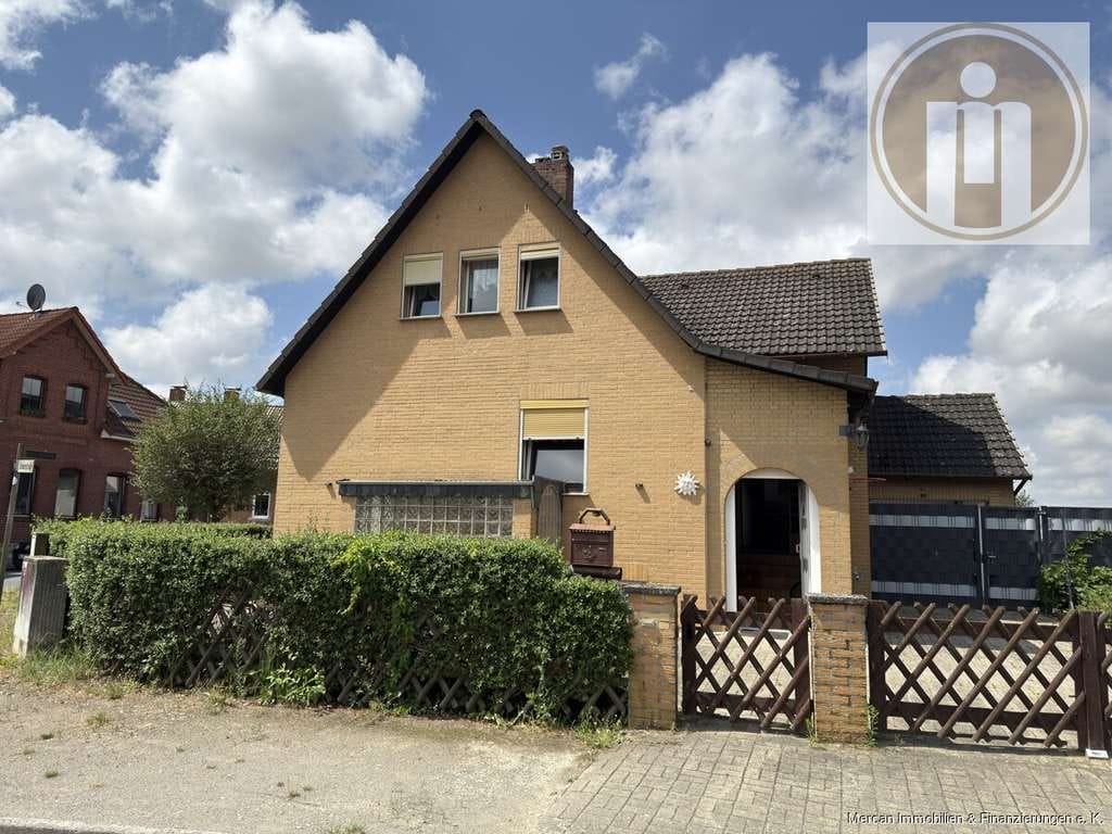 Immobilie in Süpplingen - Charmantes Einfamilienhaus mit großem Grundstück und Potenzial zur individuellen Gestaltung - Bild 0