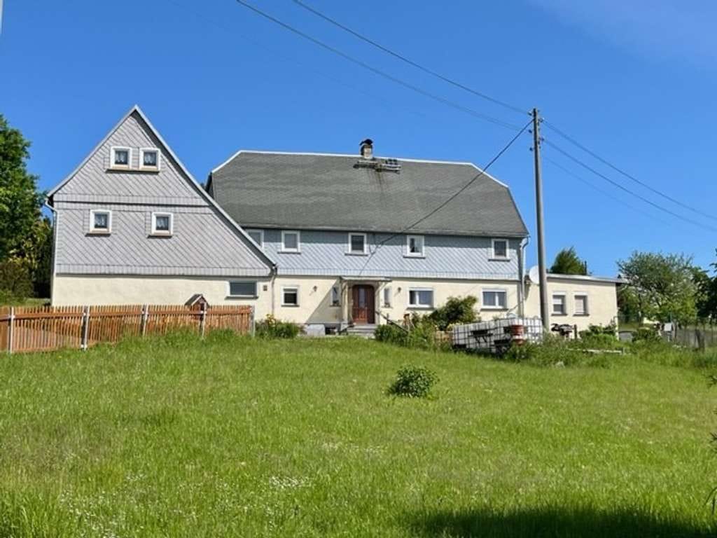 Immobilie in Beiersdorf - Dauerhafte Lebensfreude in schöner Natur und ländlicher Umgebung!
Wohnhaus mit Nebengelass und Gara - Bild 0