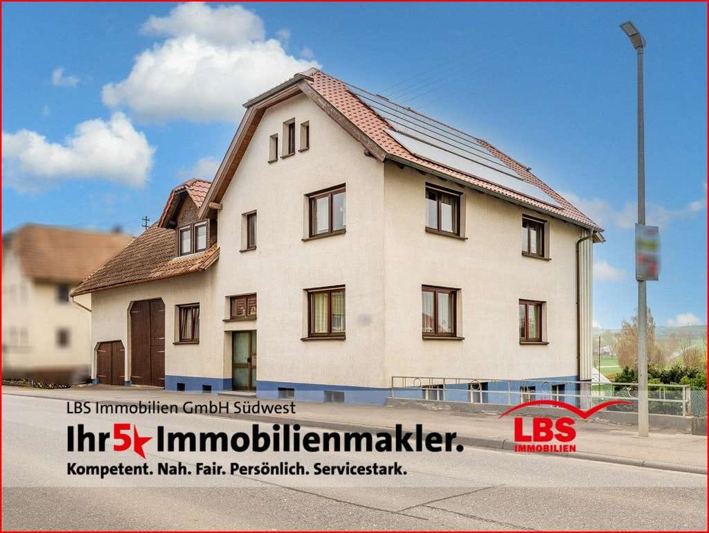 Immobilie in Dunningen - ZFH mit Maisonette, Scheune und großem Grundstück - vielseitig nutzbar - Bild 0