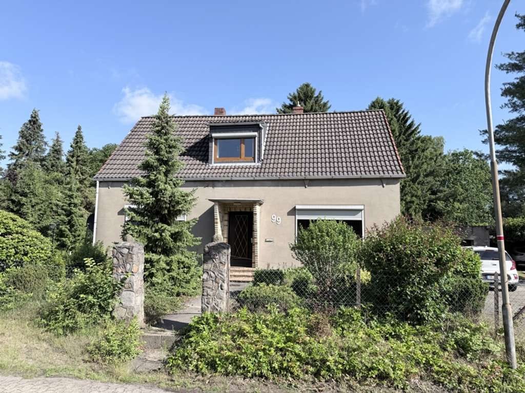 Immobilie in Schwanewede - 2.106m² Grundstück! Großzügiges Ein- bis Zweifamilienhaus mit Wintergarten, Garage & viel Potential - Bild 0