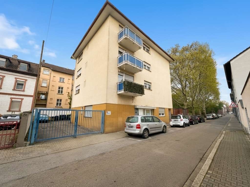 Immobilie in Mannheim - Wohlfühlen unter dem Dach! Ideal für Singles oder Pendler - Bild 1