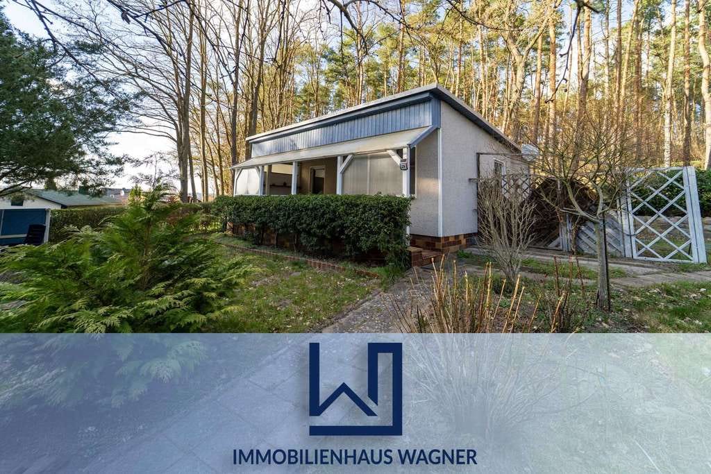 Immobilie in Groß Nemerow - Naturnaher Ferienbungalow in ruhiger, idyllischer Lage am Tollensesee - Bild 0