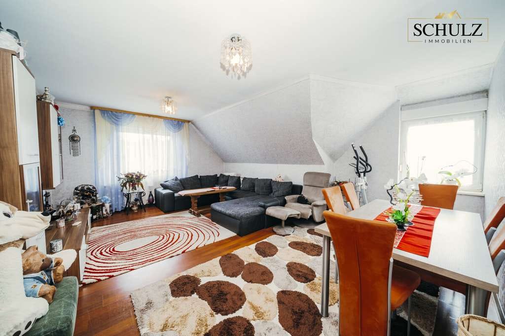 Immobilie in Lindern (Oldenburg) - **Großzügiges Wohnhaus mit 2 separaten Wohneinheiten und vielen Nutzungsmöglichkeiten!** - Bild 2