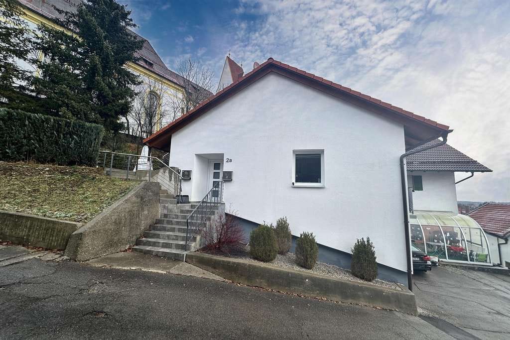 Immobilie in Denklingen - Idyllisches Zuhause mit Einliegerwohnung - Bild 1