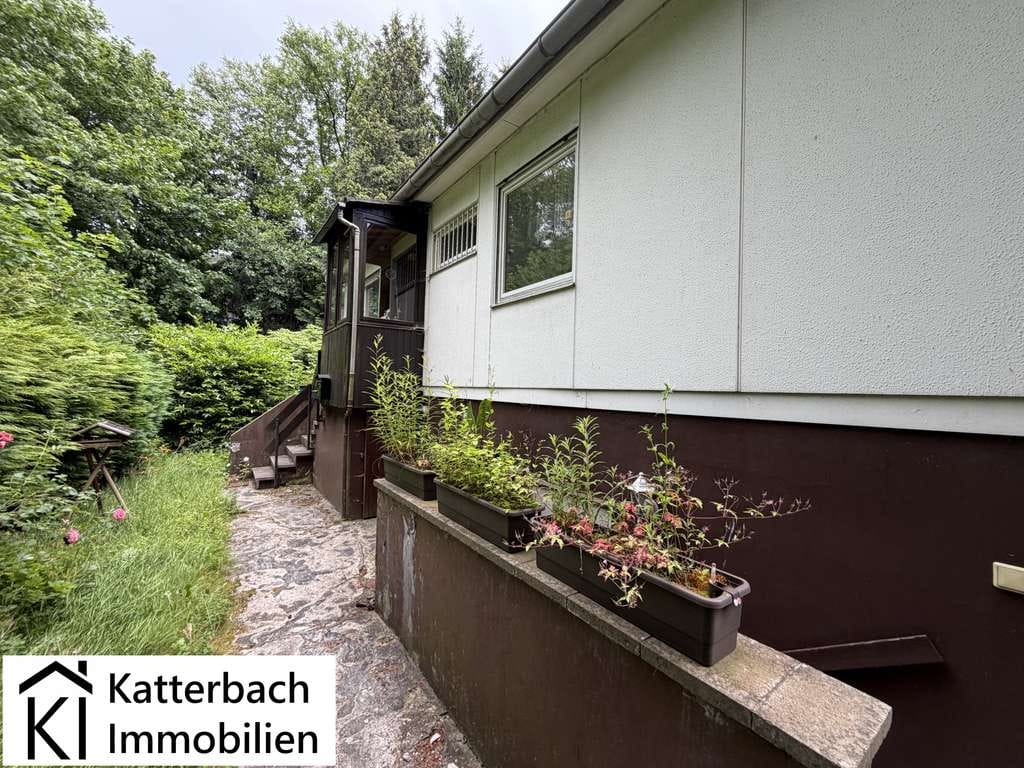 Immobilie in Langelsheim - Freistehendes Einfamilienhaus mit schönem Grundstück in Wolfshagen - Bild 1