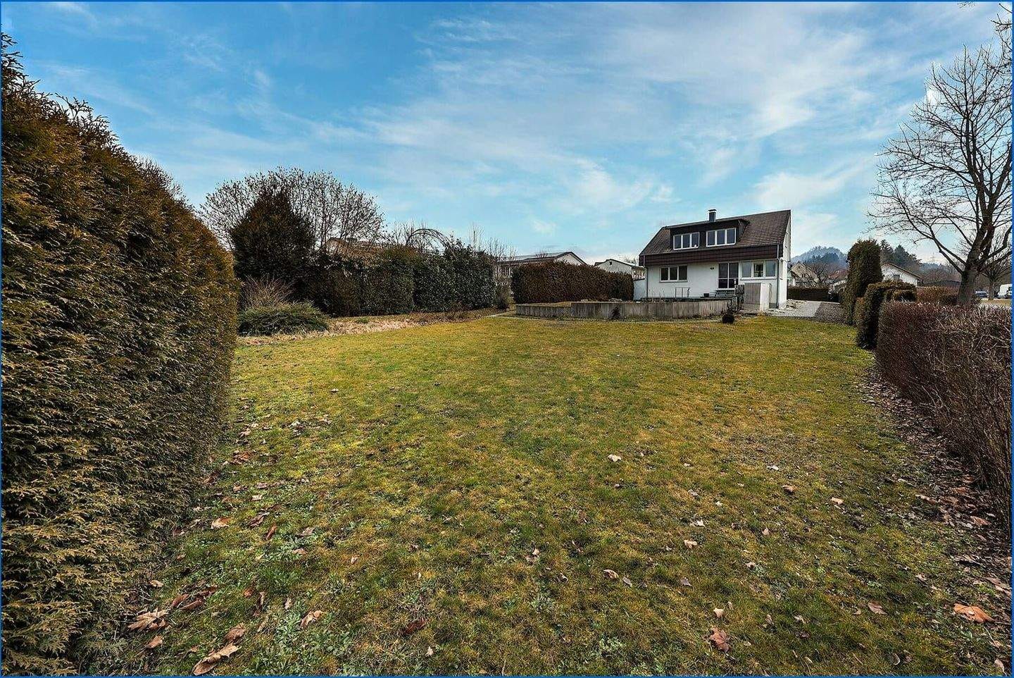 Immobilie in Orsingen-Nenzingen - Nenzingen: Großz., attrakt. Einfamilienhaus m. groß. Garten (1480 qm), inkl. separatem Baugrundstück - Bild 4