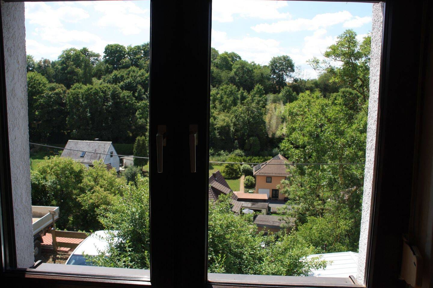 Immobilie in Unterwellenborn - Kleines Haus mit mit Blick und Südhang in Könitz/Thüringen - Bild 3