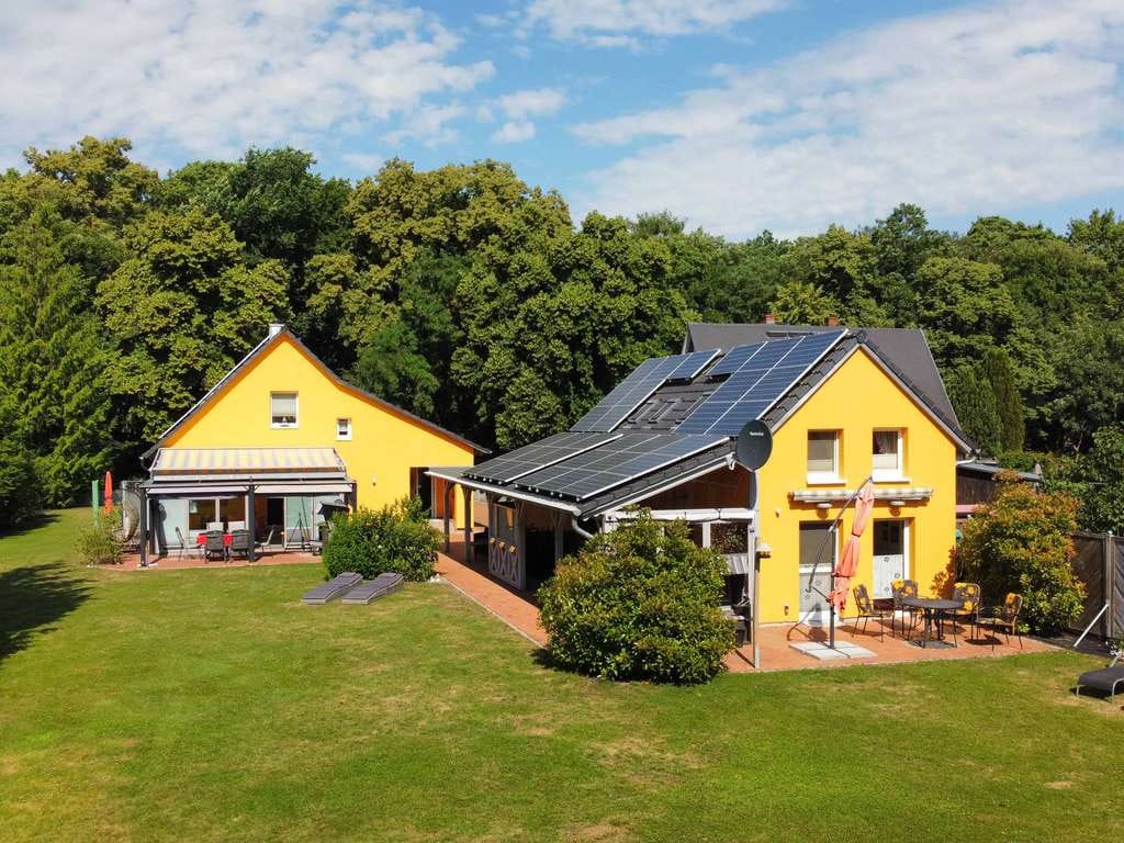 Immobilie in Malchow - Wohn-/Ferienobjekt mit PV-Anlage & Bootsbox - Bild 0