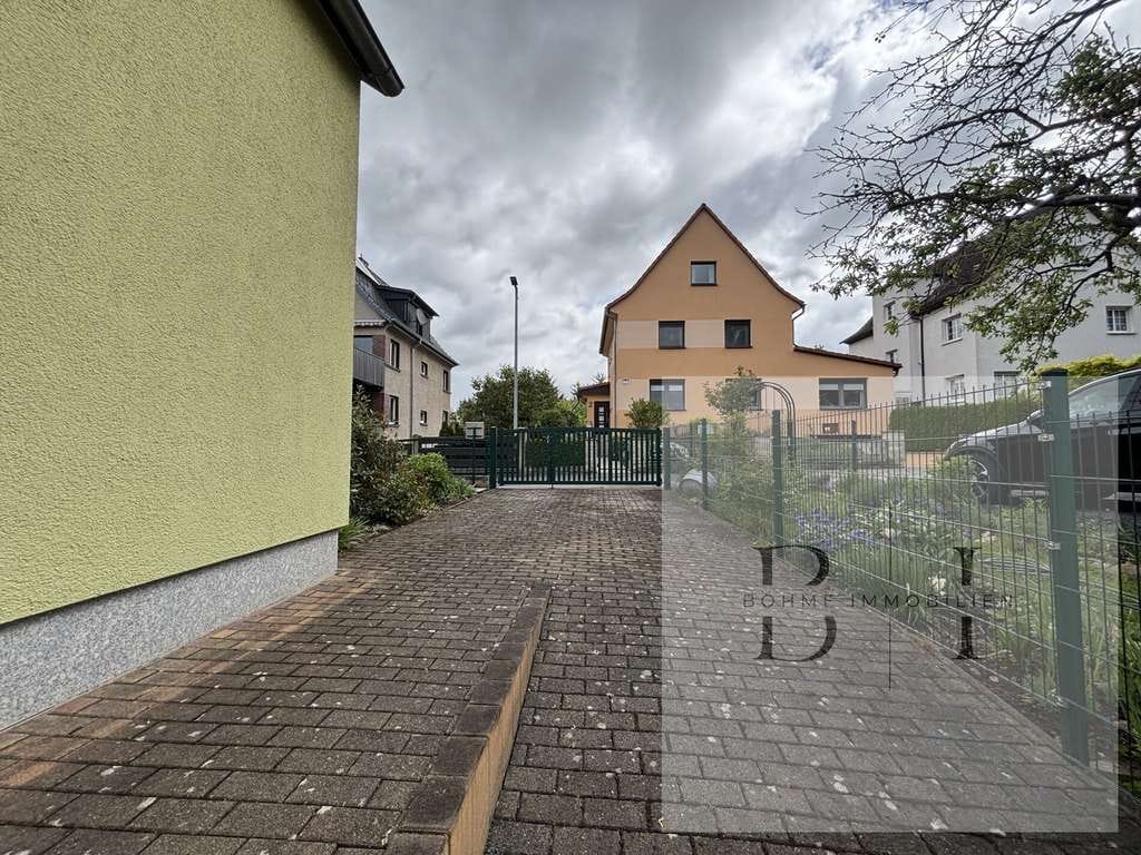Immobilie in Saalfeld/Saale - Wohnen im Grünen – Freistehendes Einfamilienhaus mit großem Grundstück, Terrassen & Weitblick - Bild 5