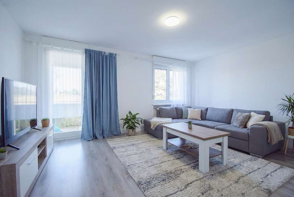 Immobilie in Horb am Neckar - Kapitalanlage oder Selbstbewohnen: Lichtdurchflutete Wohnung in naturnaher Lage - Bild 0