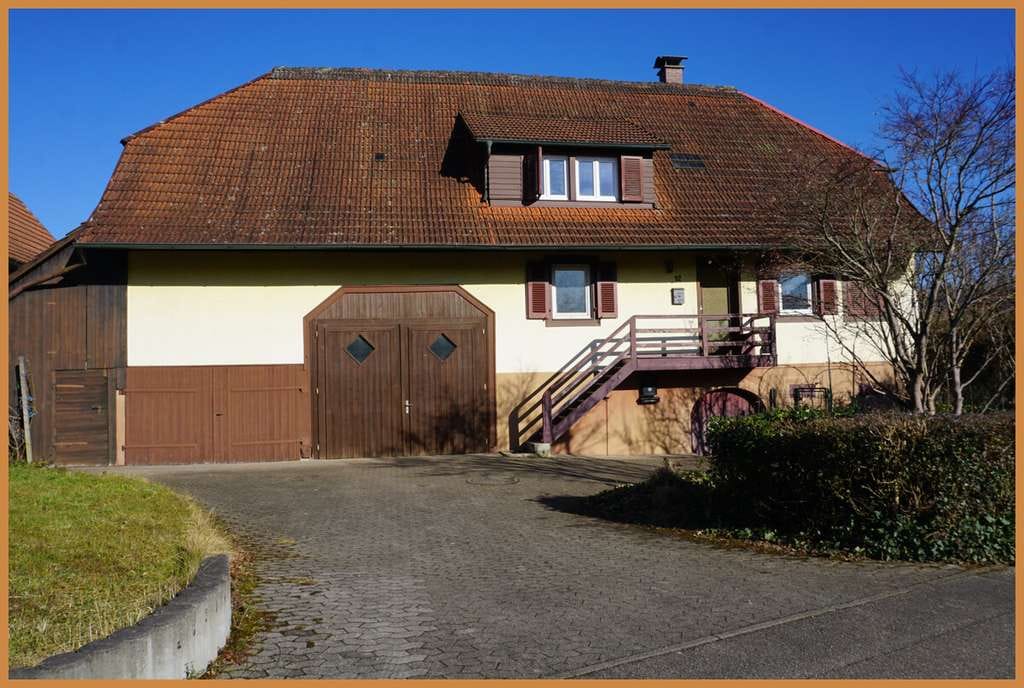 Immobilie in Biberach - Historisches Anwesen mit außergewöhnlichem Grundstück in zentraler Lage von Biberach ! - Bild 0