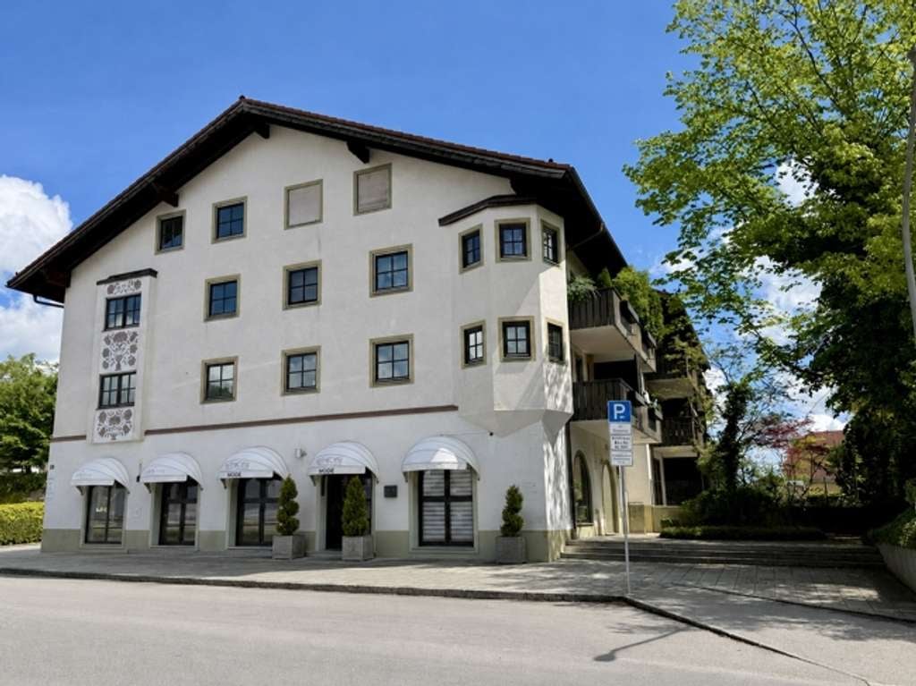 Immobilie in Murnau am Staffelsee - Murnau -  Zentrumsnahe Erdgeschosswohnung mit Südterrasse - Bild 1
