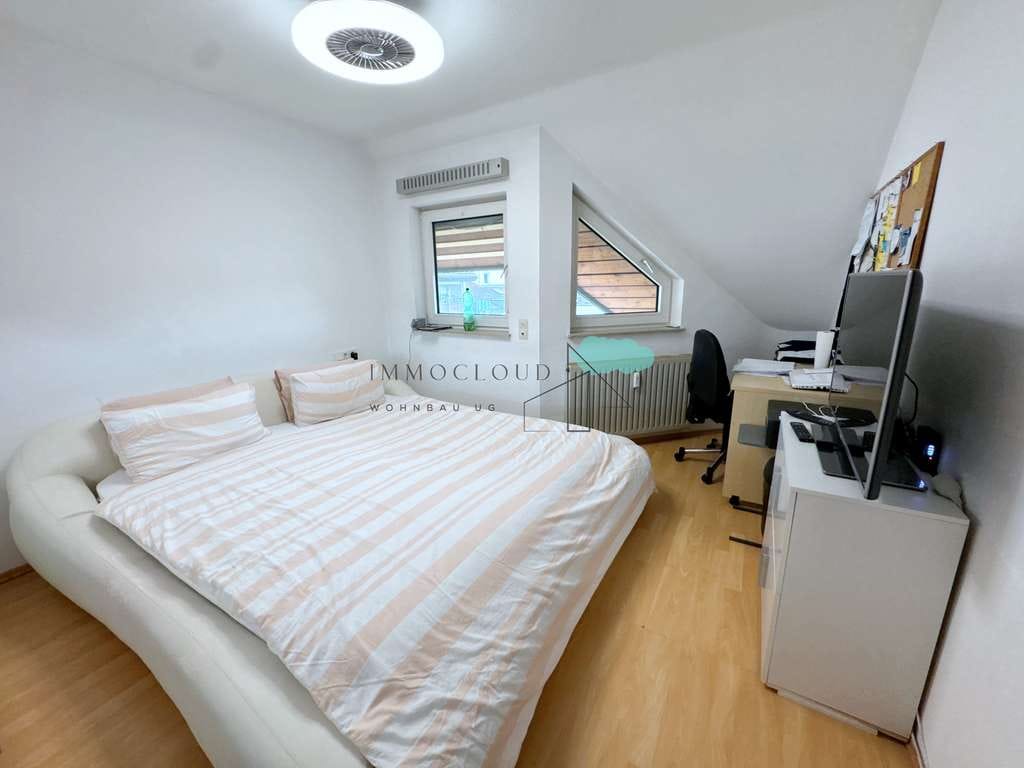 Immobilie in Salach - Helle 3 Zimmer Wohnung mit Balkon und Tiefgaragenstellplatz - Bild 1