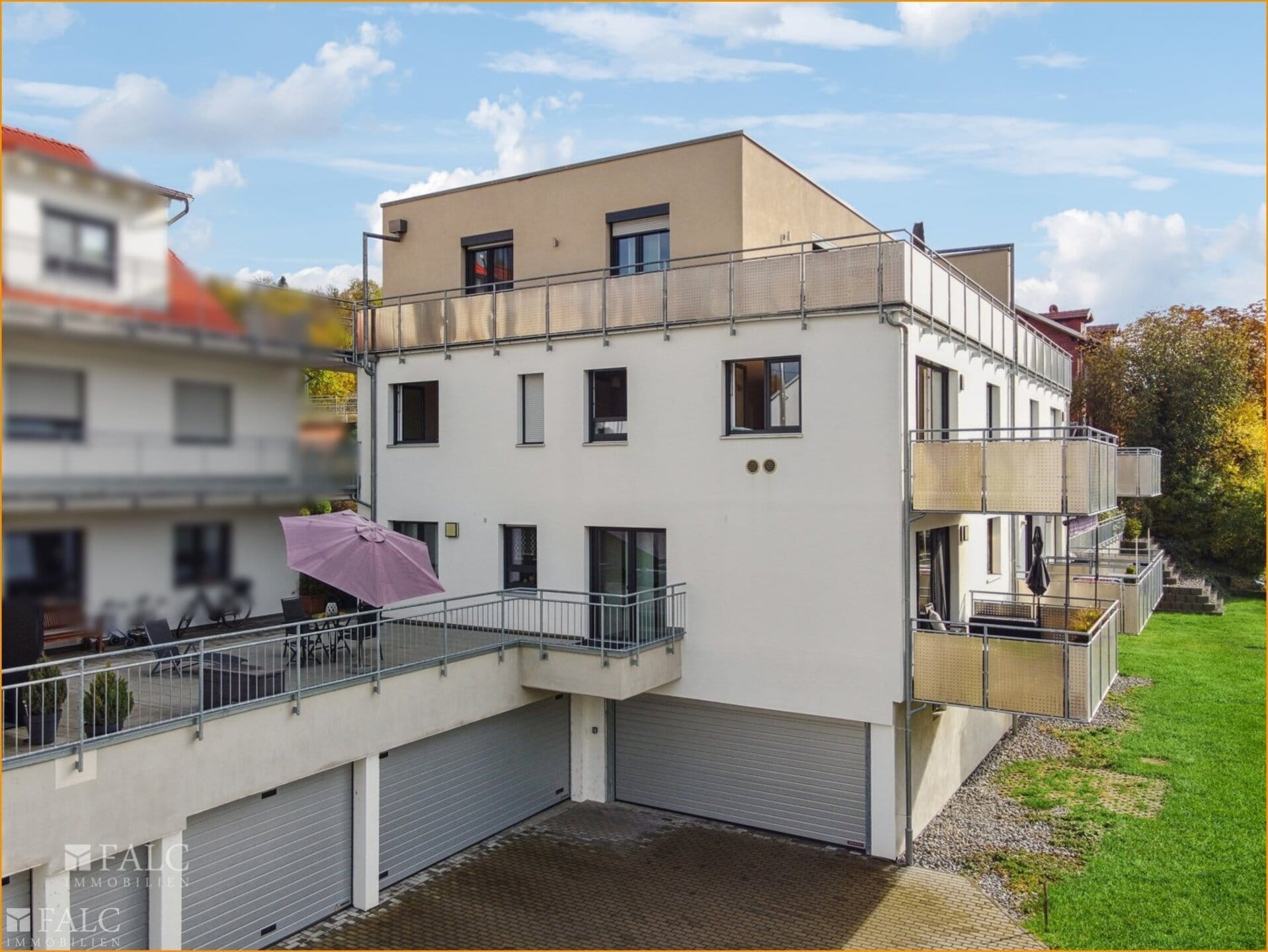 Immobilie in Seckach - Neuwertige Erdgeschosswohnung mit Terrasse und Balkon - Bild 1