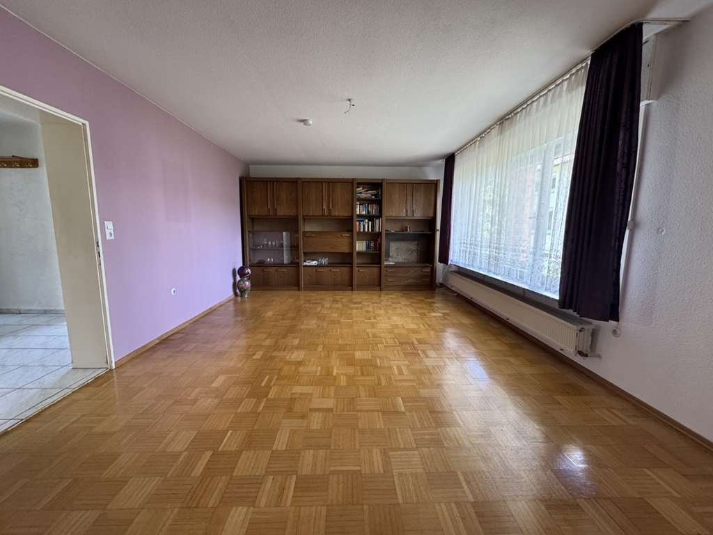 Immobilie in Oberderdingen - Maximale Flexibilität: Attraktives Wohnhaus für Eigennutzung oder Kapitalanlage in Oberderdingen - Bild 2