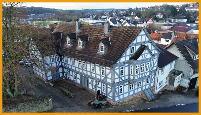 Immobilie in Schwalmstadt - IHR HISTORISCHES SPARSCHWEIN! 
KEINE KÄUFERPROVISION! - Bild 0