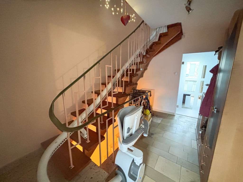 Immobilie in Daun - Gemütliches Reihenendhaus mit großzügigem Garten und viel Potenzial - Bild 1