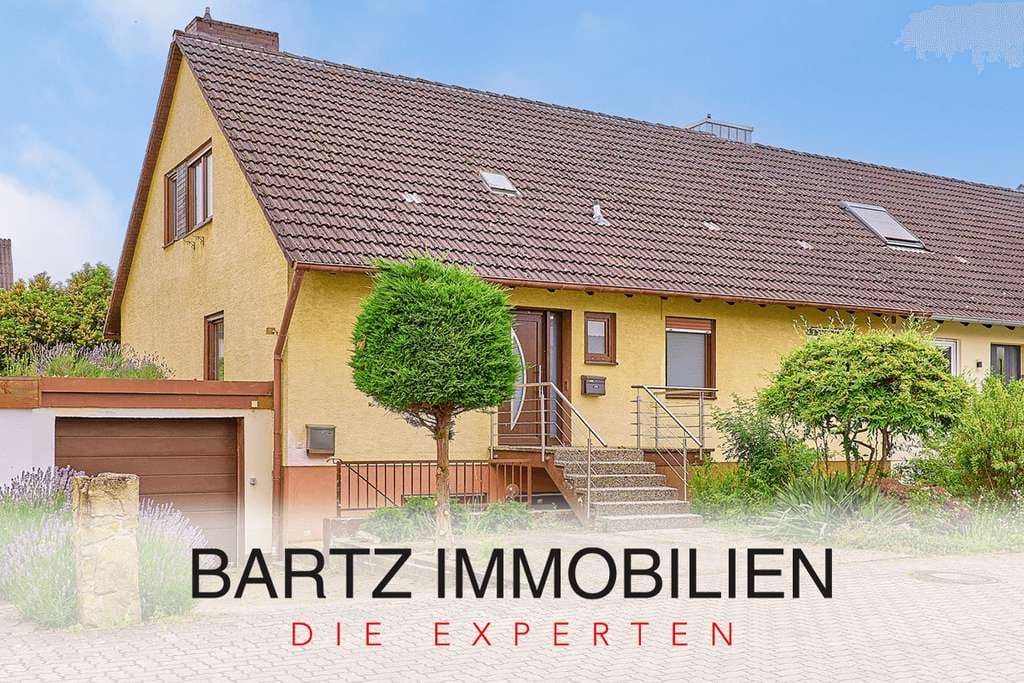 Immobilie in Deidesheim - Familienidylle in ruhiger Lage – Großzügiges Reihenendhaus mit Einliegerwohnung - Bild 0