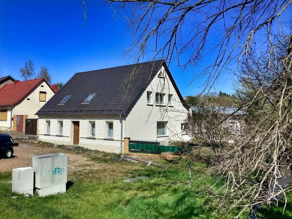 Immobilie in Biesenthal - Charmantes Wohnhaus mit Gästehaus ! - Bild 1