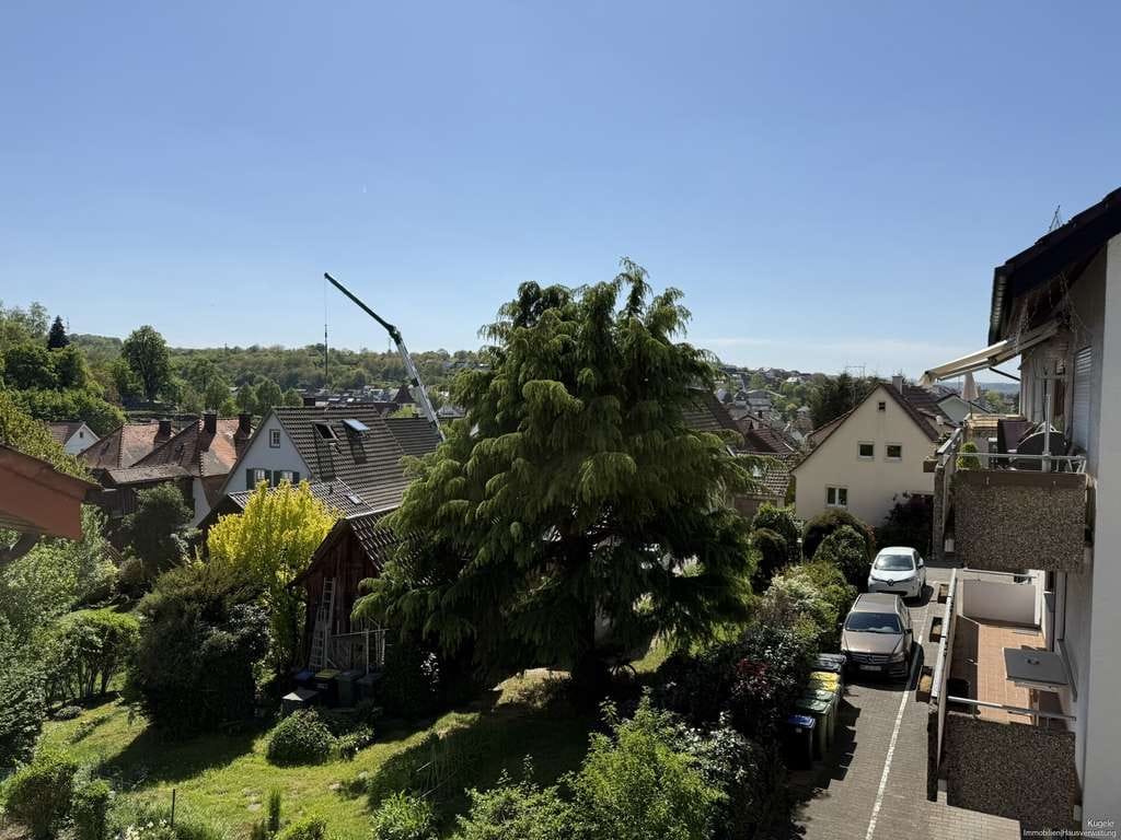 Immobilie in Keltern - Solides 6-Familienhaus in schöner Halbhöhenlage - Bild 1