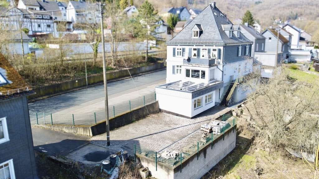 Immobilie in Mudersbach - **Stilvolle Altbau-Stadtvilla mit Charme in Mudersbach** - Bild 1