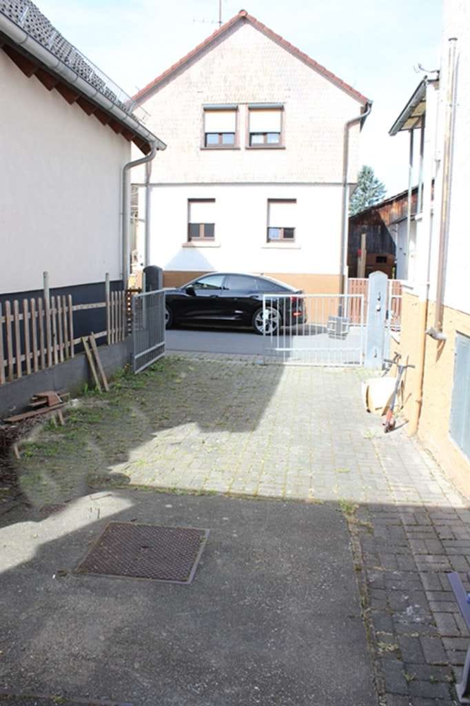 Immobilie in Rimbach - Ein- Zweifamilien-Haus + Scheune + großer Garten - Bild 4