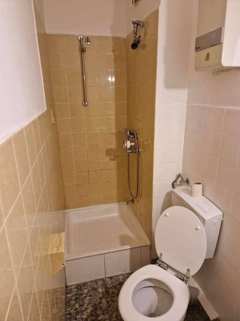 Immobilie in Plettenberg - Helle 1,5-Zimmer-Wohnung mit Weitblick und Balkon. Ideal auch als Kapitalanlage! - Bild 3
