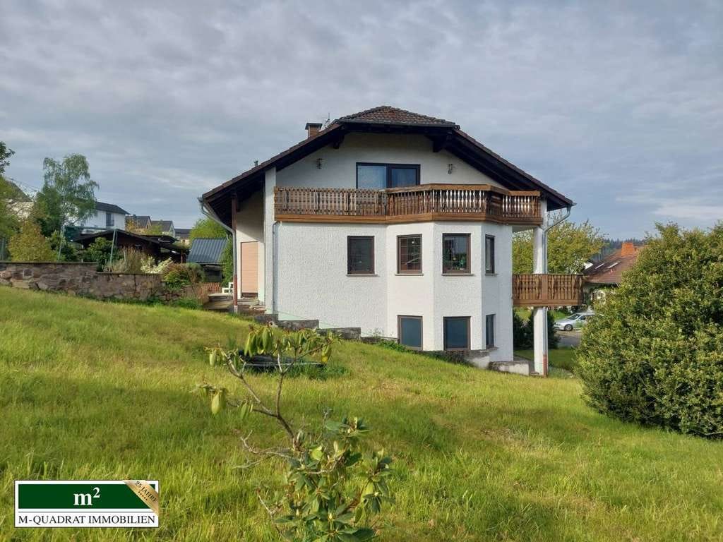 Immobilie in Scheidt - Familienfreundliches Einfamilienhaus in guter Lage - Bild 0